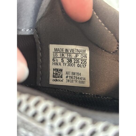 Adidas Alphabounce Gray Running Shoes Sneakers Womens Size 6.5 US Exercise - Picture 5 of 7